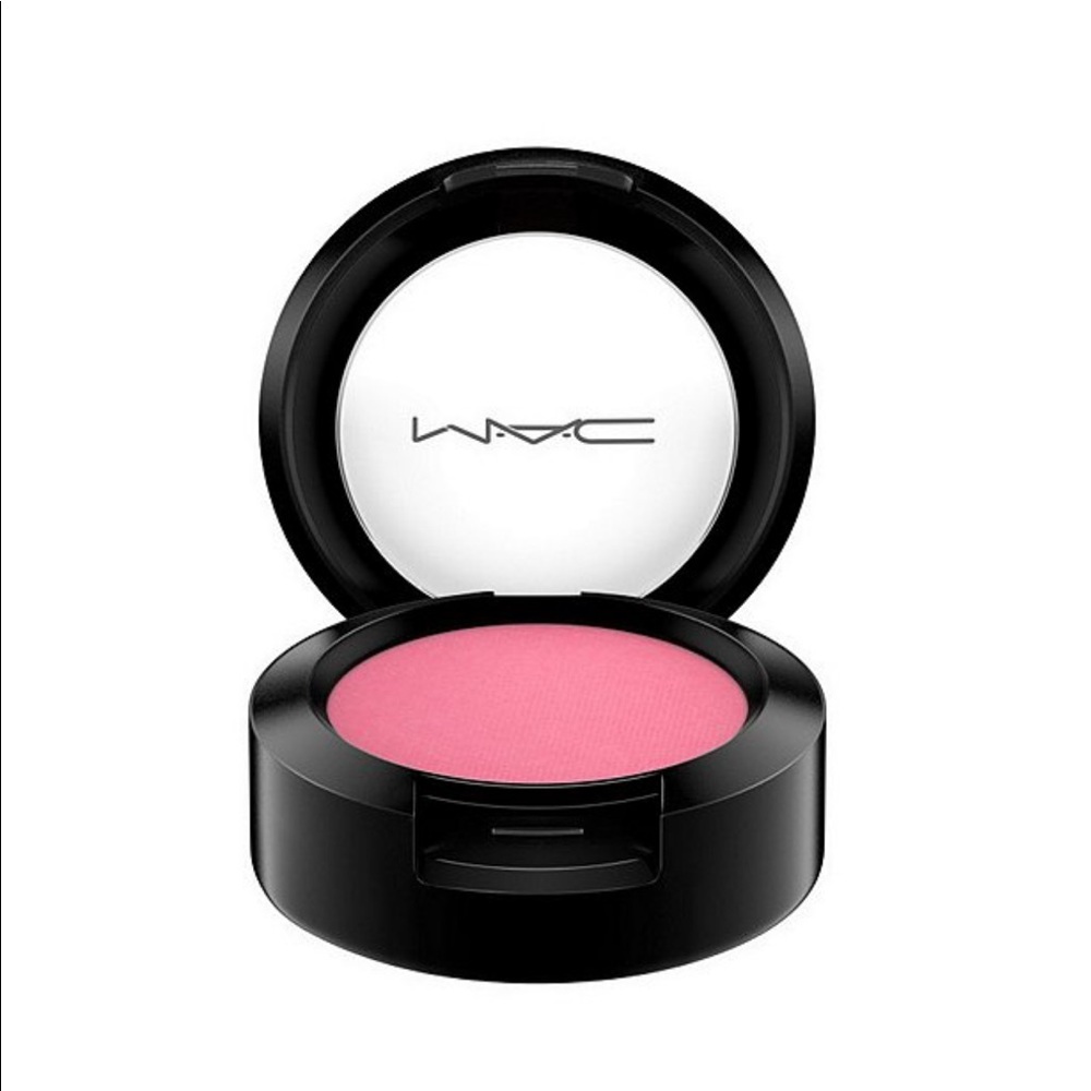NWT MAC Cosmetics Sushi Flower Satin Eyeshadow